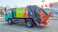Camion compacteur de déchets Foton Forland personnalisé 4X2 à haute compression, moteur diesel manuel de 5,8 m, pompe à moteur diesel efficace