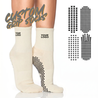 Chaussettes de Pilates personnalisées OEM en coton à rayures antidérapantes pour le yoga et la danse, brodées pour femmes avec logo, chaussettes personnalisées à marque privée