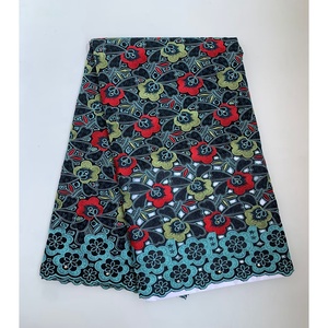 Nuovi Materiali in Vendita: Pizzo Voile Svizzero in Cotone per Nigeria, Pizzi Colorati in Cotone con Motivi Floreali e Applicazioni <span class=keywords><strong>di</strong></span> Pietre - Product Image 5