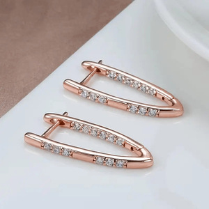 Orecchini a Cerchio in Tono Rosa per Donne, Design a Fila, Accessori per Orecchie per Uso Quotidiano - Product Image 5