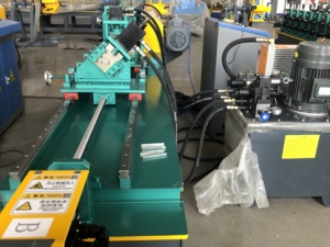 Rotolo ad alta velocità del canale <span class=keywords><strong>c</strong></span> che forma la macchina del rotolo del canale u che forma la macchina per egitto - Product Image 2