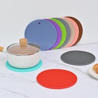 Sous-plats en silicone résistants à la chaleur au design moderne, antidérapants, formes rondes et carrées, diamètre 18 cm, protection pour table de salle à manger