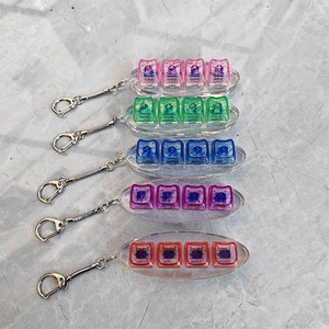 Conception personnalisée, diverses couleurs, anti-stress, <span class=keywords><strong>4</strong></span> touches, forme de chat, testeur de commutateur de clavier transparent, porte-<span class=keywords><strong>clés</strong></span>, commutateur MX - Product Image 2