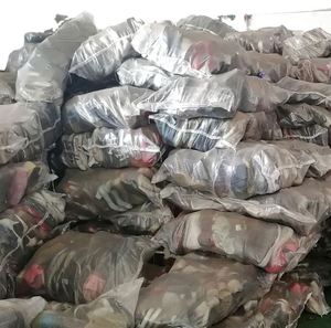 Chaussures d'occasion tendance très vendues baskets pour hommes de qualité supérieure - Product Image 3