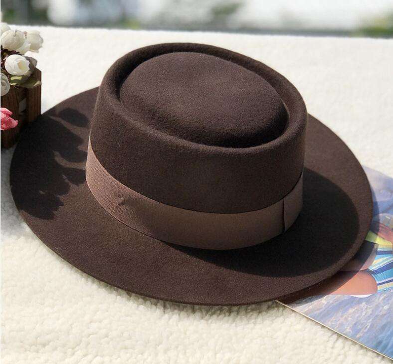 สีน้ำตาล