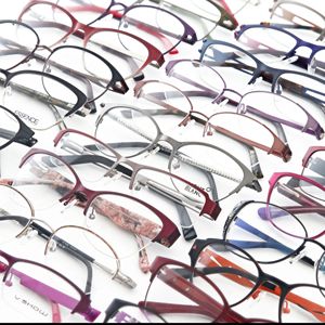 Montures Optiques Mixtes en Gros pour Femmes et Hommes – Montures de Lunettes Classiques Carrées en Métal – Montures Optiques Métalliques pour Dames – Monturas Ópticas - Product Image 2