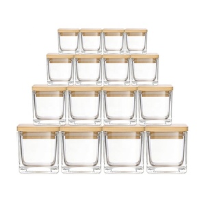 Bán buôn lọ đựng nến vuông 10 oz có nắp tre để làm nến, lọ đựng nến hình khối bằng thủy tinh dày có nắp tre - Product Image 1
