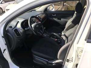 SUV urbain de valeur : <span class=keywords><strong>Kia</strong></span> <span class=keywords><strong>Sportage</strong></span> 2.0L GL 2WD AT <span class=keywords><strong>2016</strong></span>, fiable, habitacle spacieux, excellent état et <span class=keywords><strong>prix</strong></span> abordable - Product Image 4