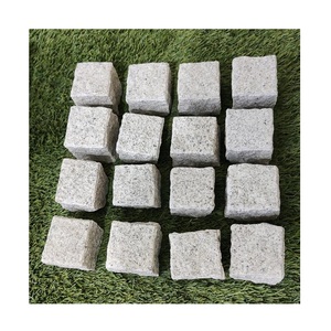 Pavimentazione per Esterni in Granito G601 G603, Ciottoli di Pietra Grigia Burattata da 3cm, 5cm, 10cm, Tagliati su Misura per Vialetti e Paesaggistica - Product Image 2