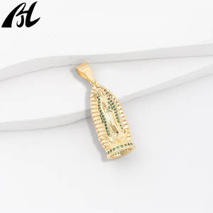 Medalhas de Nossa Senhora de Guadalupe e São C-821, C-806 com Zircônia Cúbica Verde Esmeralda e Transparente, Joias da Fé Católica - Product Image 5