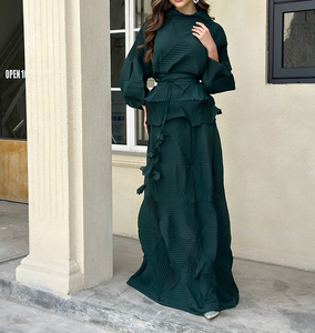 2025 nuovo Design Miyake plissettato due pezzi Plus Size <span class=keywords><strong>abiti</strong></span> primi tinta unita marrone t-shirt e gonne larghi <span class=keywords><strong>abiti</strong></span> lunghi da ufficio - Product Image 6