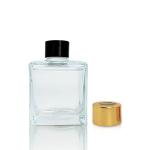 Meilleur Vente 50ml 100ml 150ml 200ml Carré Clair Verre Reed Diffuseur Bouteille avec Bouchon À Vis Noir - Product Image 6