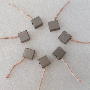 Bàn chải carbon 5.5*11*13 <span class=keywords><strong>ABS</strong></span> bơm accumulator phanh điện tử bơm bàn chải carbon, toyotas Ralink Corolla động cơ kép phanh động cơ - Product Image 2