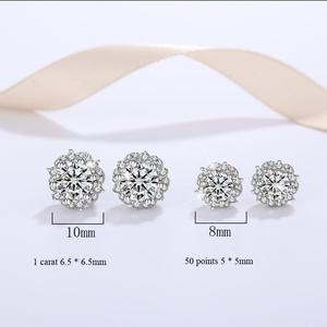 Orecchini a Perno con Fiore in Moissanite, Gioielli di Lusso per Matrimonio, Moda in Argento Sterling 925 Puro - Product Image 3