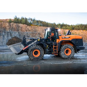 Chargeuse sur pneus de 26 tonnes DL480-7, équipement minier et de carrière avec godet pour le chargement de matériaux lourds - Product Image 5