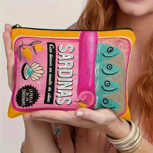 Bolsa de Cosméticos con Cierre Inspirada en Latas de Sardinas Estilo Español, Bolsa de Maquillaje Retro Reutilizable para Uso Diario - Product Image 1