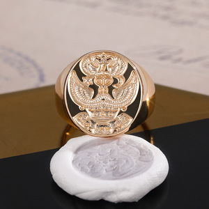 Anello con Sigillo Aquila Eroica da Uomo, Gioiello Vintage da Dito - Product Image 2