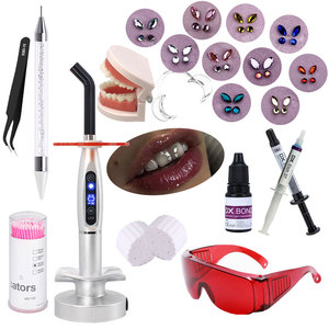 Kit de décoration professionnel avec lampe de durcissement LED, colle à résine, pierres précieuses pour les dents et <span class=keywords><strong>strass</strong></span> pour une utilisation polyvalente en matière de beauté - Product Image 3
