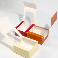 Nouveau design de petite boîte d'emballage alimentaire pour gâteau d'anniversaire personnalisée en papier avec logo boîte cadeau personnalisée avec impression découpée et fenêtre en PVC transparent