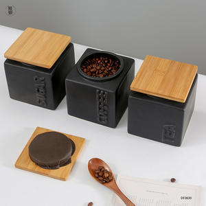 Recipiente europeo cuadrado para té con tapa de madera, tarro de almacenamiento hermético de cerámica de 11cm para granos de café y té DF0830 - Product Image 2