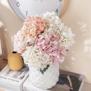 ดอกไฮเดรนเยียประดิษฐ์ CallaFloral ก้านเดี่ยว สีชมพูขาว สำหรับตกแต่งงานแต่งงานและตกแต่งบ้าน - Product Image 1