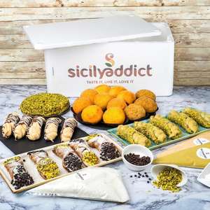 Sicilyaddict Confezione Regalo Meravigghia con Sacchetto di Crema al Pistacchio per Riunioni Familiari e Feste - Product Image 1