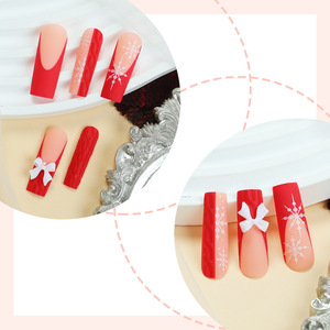 Ms.Miemie 24 Uñas Postizas <span class=keywords><strong>Extra</strong></span> Largas de Ataúd, ABS, Diseño Francés Blanco Suave y Rojo con Mariposas y Copos de Nieve, Reutilizables, Venta al por Mayor - Product Image 2