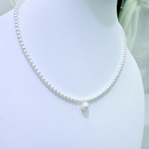 Collares de Lujo Ligero para Mujer, Círculo Perfecto Impecable, Combinados con Collar de Perlas de 3-3.5mm - Product Image 2
