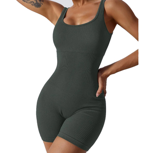 Mono de yoga sin mangas para mujer, de cintura media, color liso, ajuste ceñido, silueta de pierna ancha, caída elegante, ecológico, de secado rápido y transpirable. - Product Image 6