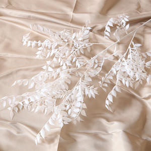 O-X558 Flores Colgantes de Tallo Largo para Techo, Flores Blancas para Boda, Arreglo Floral Blanco de Alta Simulación para Boda - Product Image 5