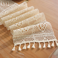 YINUAN Chemin de table ajouré tissé à la main en macramé à motif de treillis, décoration pour cuisine, buffet et console de style rustique