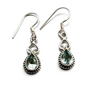 Pendientes ligeros de piedra de plata hechos a mano con Topacio Azul corte diamante y Perla elegante diseño de gota para bodas - Product Image 1