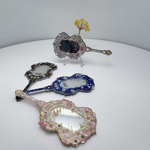 아크릴 매직 미러 키체인 장식용 펜던트 소녀용 선물: 작은 거울 장식품 장식용 선물 - Product Image 4