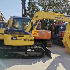 Excavatrice compacte Komatsu de 7 tonnes, d'occasion, faible nombre d'heures de fonctionnement, modèle PC78US, adaptée aux petits projets de construction - Product Image 3