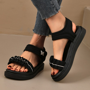 Women Thick Sole Pleated Beach <b>Sandals</b> Summer New Decoration Large Sports <b>Sandals</b> - Product Image 6