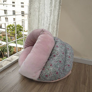 मेइवेपेट बड़े प्लश कुत्ते के बिस्तर लाल पुष्प प्रिंट विरोधी पर्ची बिल्ली सो रहा है और कुत्तों और बिल्लियों के लिए - Product Image 6