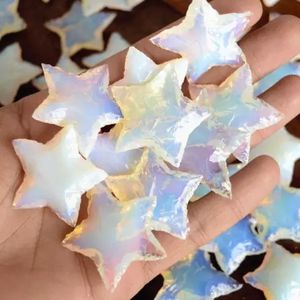 Piedra de Bolsillo de Cristal de Opalita en Forma de Estrella Creciente, Tallada, para Colección Feng Shui - Product Image 5