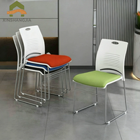 Chaise de formation empilable en plastique de qualité commerciale, résistante aux taches, pour conférences, bureaux, écoles, séminaires et événements