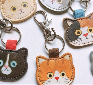 พวงกุญแจหนังน่ารักลายแมว ราคาดี ของตกแต่งกระเป๋า - Product Image 5