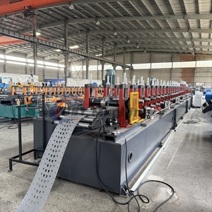 Op maat gemaakte automatische PLC-gestuurde schapkolomrekken, staande opslagrekken, rolvormmachine voor magazijn- en supermarktschappen. - Product Image 3