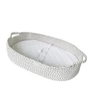 Cesta Moisés con Cambiador de Pañales Integrado, Compatible con CPC, con Correa de Seguridad - Product Image 1