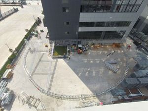 Estructura de Iluminación de Aluminio para Exteriores Personalizada - Product Image 3