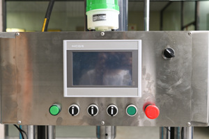 DELI ASSISTANT Petite Presse à Gâteau Carré de Thé Noir Pu'er DL-6CY1-15 pour Usage Domestique, Moteur à Engrenages Contrôlé par PLC, 380V/50Hz 5.7KW, Boîte de Vitesses - Product Image 3