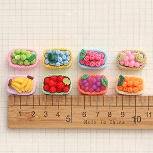 <span class=keywords><strong>Mini</strong></span> panier de fruits 3D en résine, charme alimentaire pour aimant de réfrigérateur, décoration de maison de poupée - Product Image 3