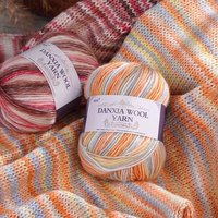 Hilo Teñido Danxia Serie Space Dyed, Mezcla de Algodón Suave de Fantasía Arcoíris para Tejer a Mano Suéteres, Bufandas y Gorros para Bebés, Venta al por Mayor de Fábrica