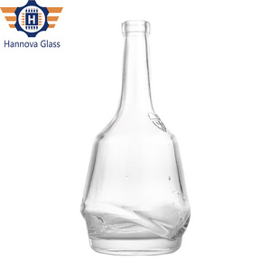 Botella de licor de cristal transparente de pedernal extra geométrica personalizada de 700ml al por mayor con base en forma de <span class=keywords><strong>V</strong></span> para whisky <span class=keywords><strong>Gin</strong></span> Vodka Spirits - Product Image 6