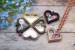 Giá bán buôn chất lượng tốt 18K mạ vàng hình trái tim thiết kế mề đay với pha lê - Product Image 3