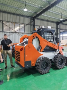 Équipements lourds, nouvelle chargeuse sur pneus de 3 tonnes, mini-chargeuse sur pneus, chargeuse sur pneus diesel - Product Image 6