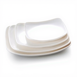 Assiettes plates en mélamine carrées uniques blanches de 6.5 pouces - Product Image 2