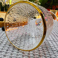 Raymond Groothandel Handgemaakte Loodvrije Kristallen Rode Wijnkelk met Knopvormige Steel & Gouden Rand voor Thuisbar, Proeverij & Kelderdecoratie